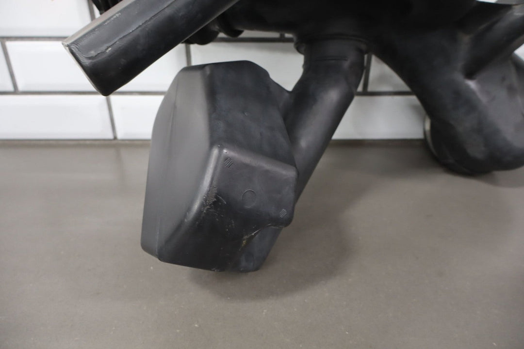 2003 - 2009 Hummer H2 - Air Cleaner With Intake Tube 19153610