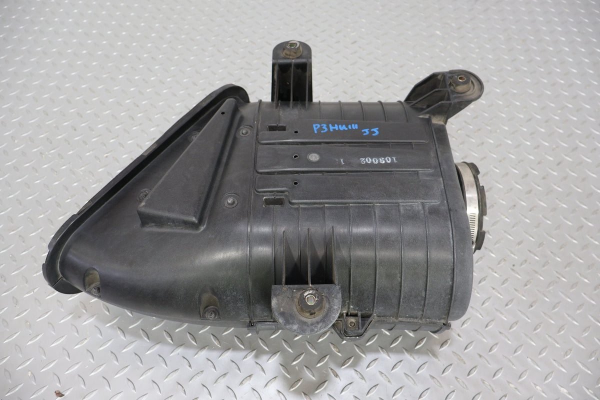 2003-2009 Hummer H2- Air Cleaner With Intake Tube 19153610