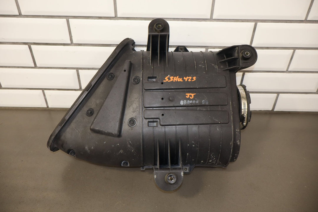 2003 - 2009 Hummer H2 - Air Cleaner With Intake Tube 19153610