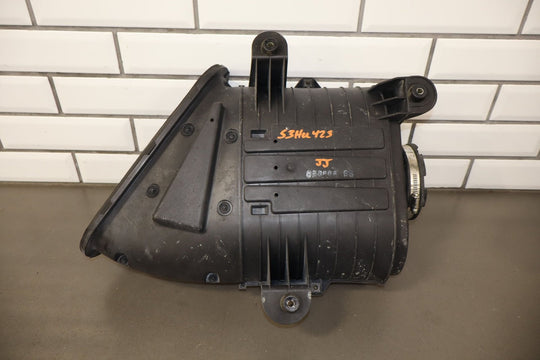 2003 - 2009 Hummer H2 - Air Cleaner With Intake Tube 19153610