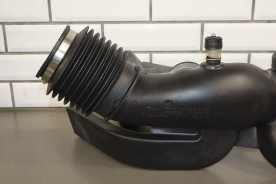 2003 - 2009 Hummer H2 - Air Cleaner With Intake Tube 19153610