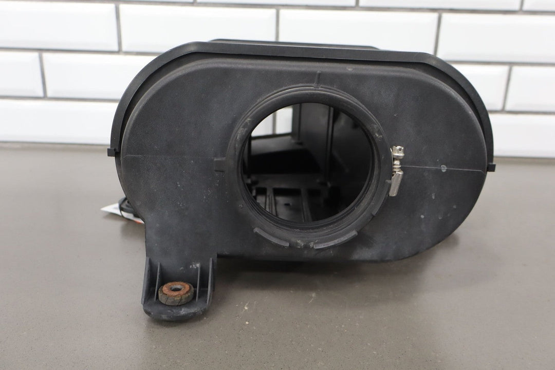 2003 - 2009 Hummer H2 - Air Cleaner With Intake Tube 19153610