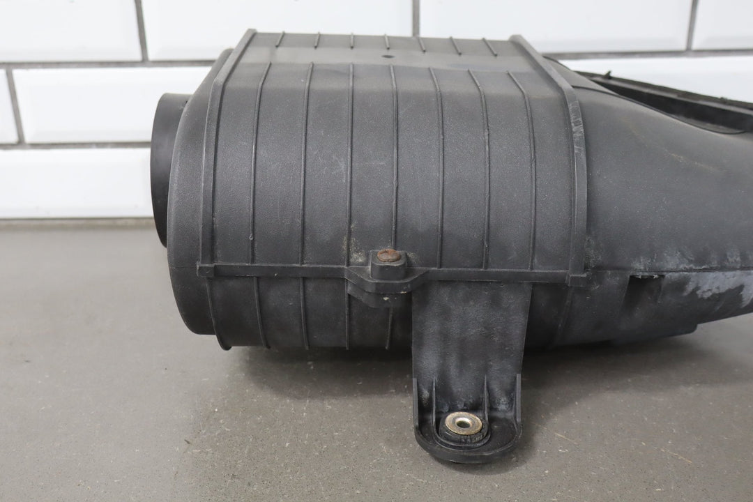 2003 - 2009 Hummer H2 - Air Cleaner With Intake Tube 19153610