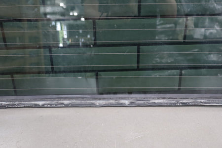 2003-2009 Hummer H2 Back Window 15772337 OEM