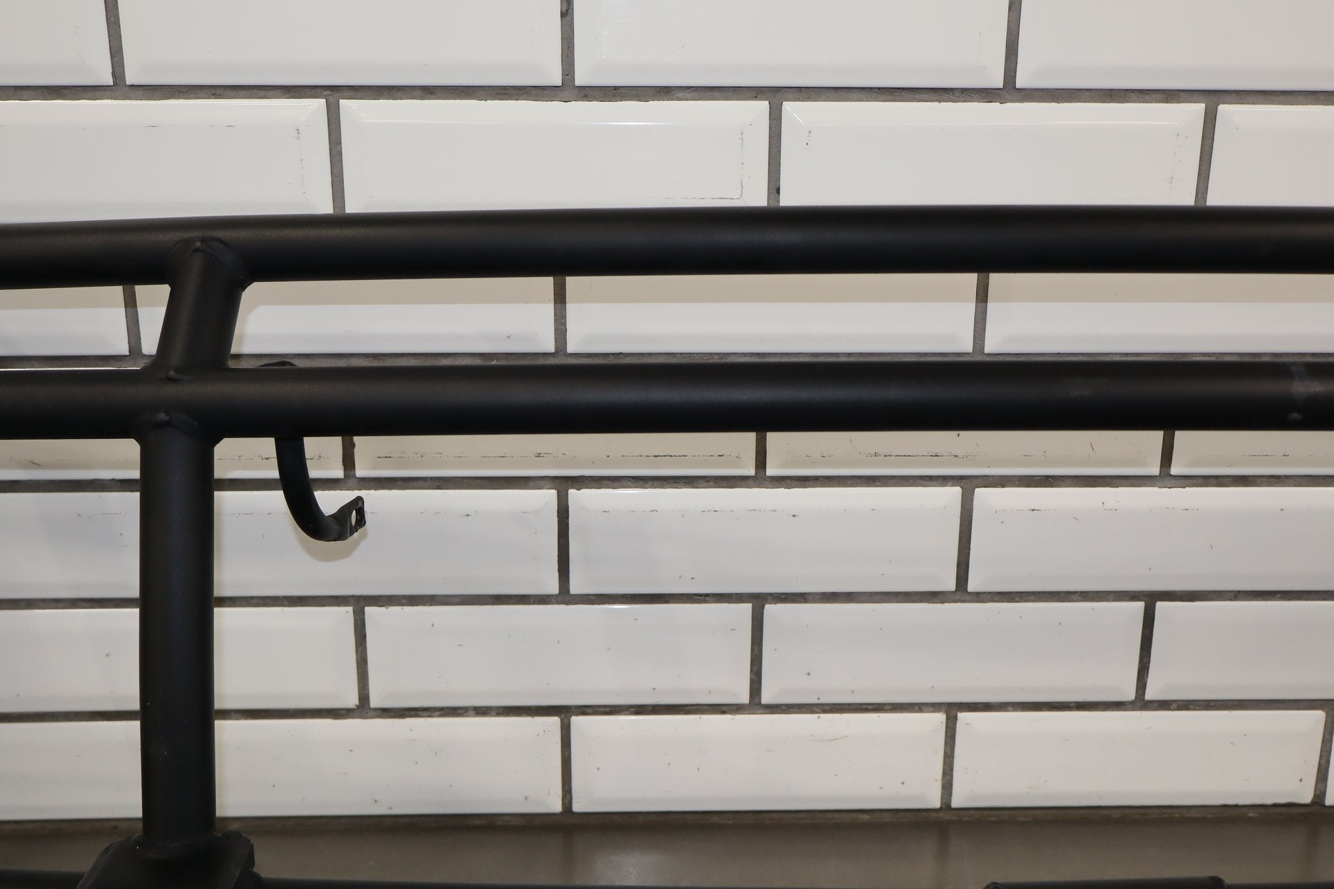 2003-2009 Hummer H2 - Bumper Brush Guard (Black Finish)