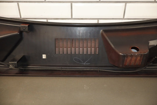 2003 - 2009 Hummer H2 - Center Cowl Vent Panel Inferno Orange 28 19256401