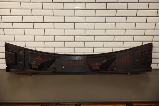 2003 - 2009 Hummer H2 - Center Cowl Vent Panel Inferno Orange 28 19256401