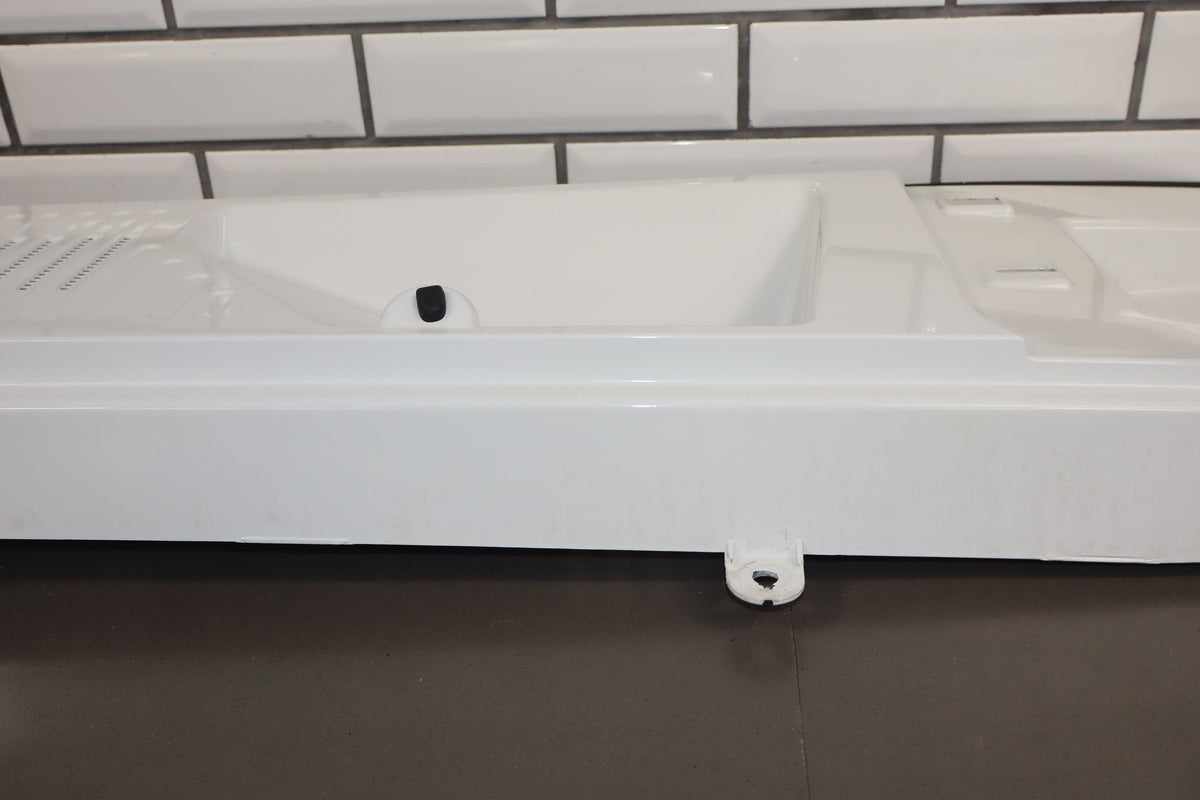 2003-2009 Hummer H2- Center Cowl Vent Panel Olympic White 50 19256401