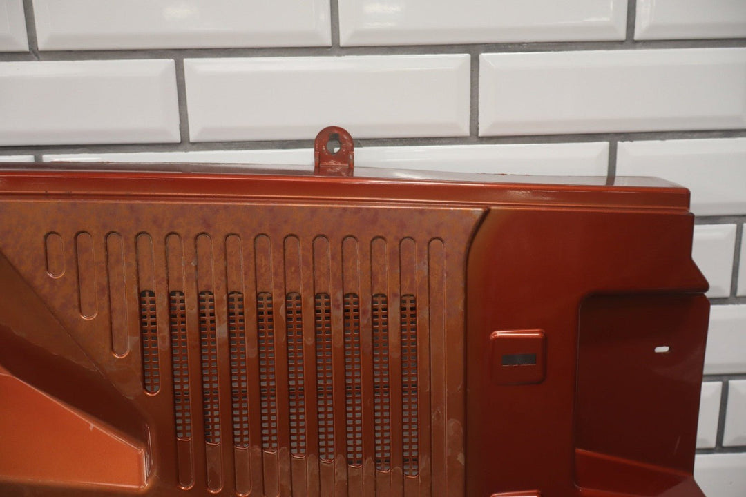 2003 - 2009 Hummer H2 - Center Cowl Vent Panel Orange 71 19256401