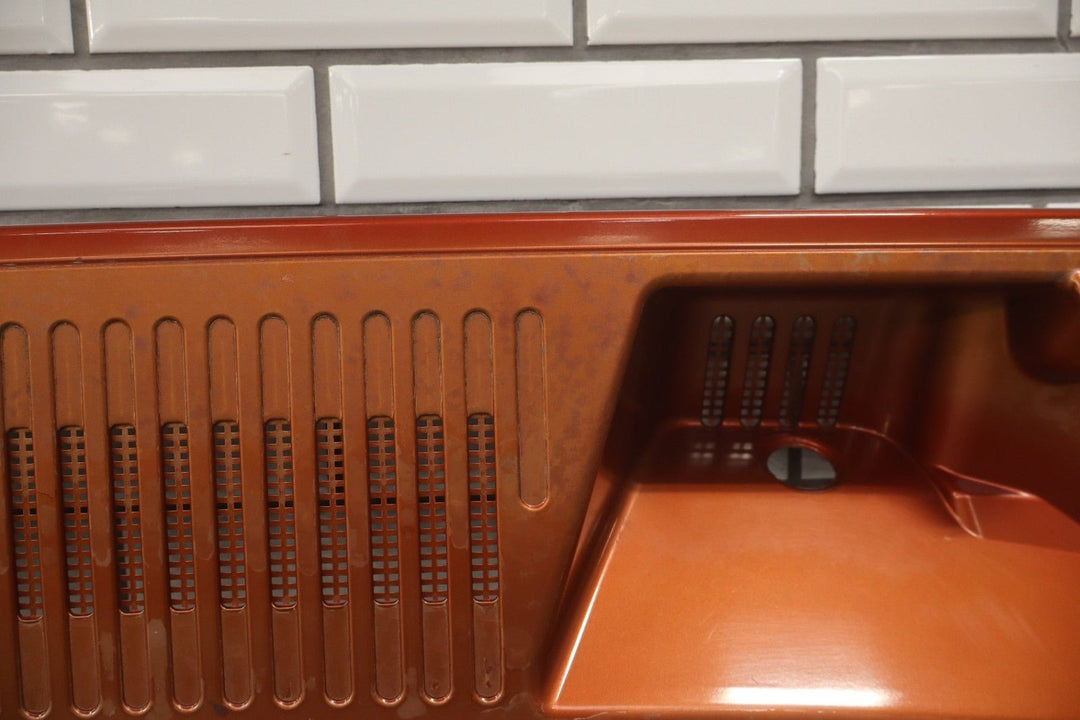 2003 - 2009 Hummer H2 - Center Cowl Vent Panel Orange 71 19256401