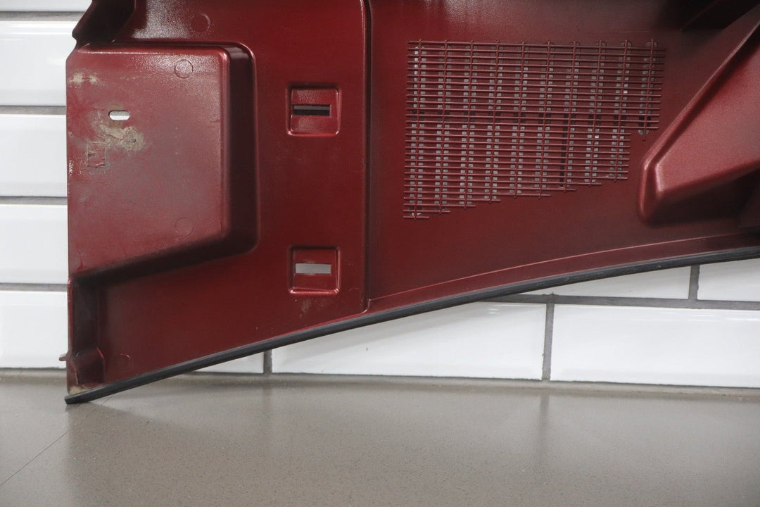 2003 - 2009 Hummer H2 - Center Cowl Vent Panel Red Metallic 72 19256401