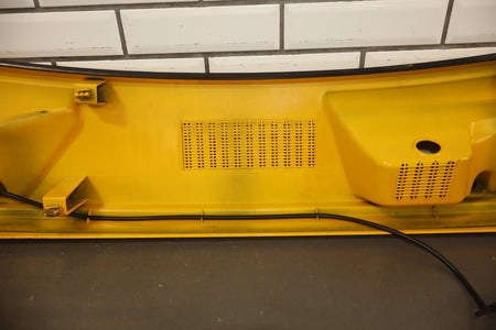 2003-2009 Hummer H2- Center Cowl Vent Panel Yellow 41 19256401