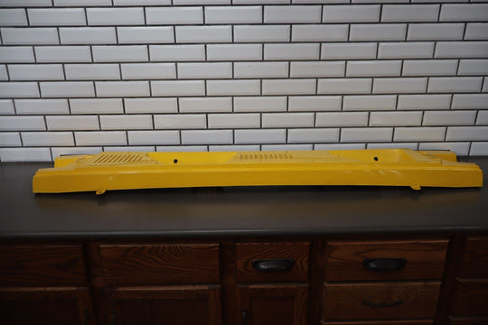 2003 - 2009 Hummer H2 Cowl Vent Panel Center Section