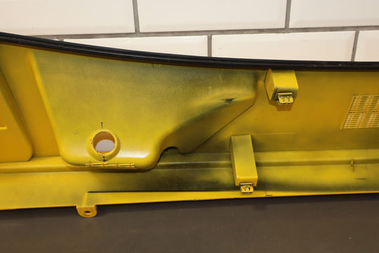 2003 - 2009 Hummer H2 Cowl Vent Panel Center Section