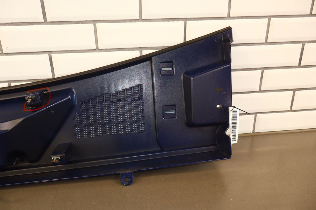 2003 - 2009 Hummer H2 Cowl Vent Panel Center Section *Repaired Tab*