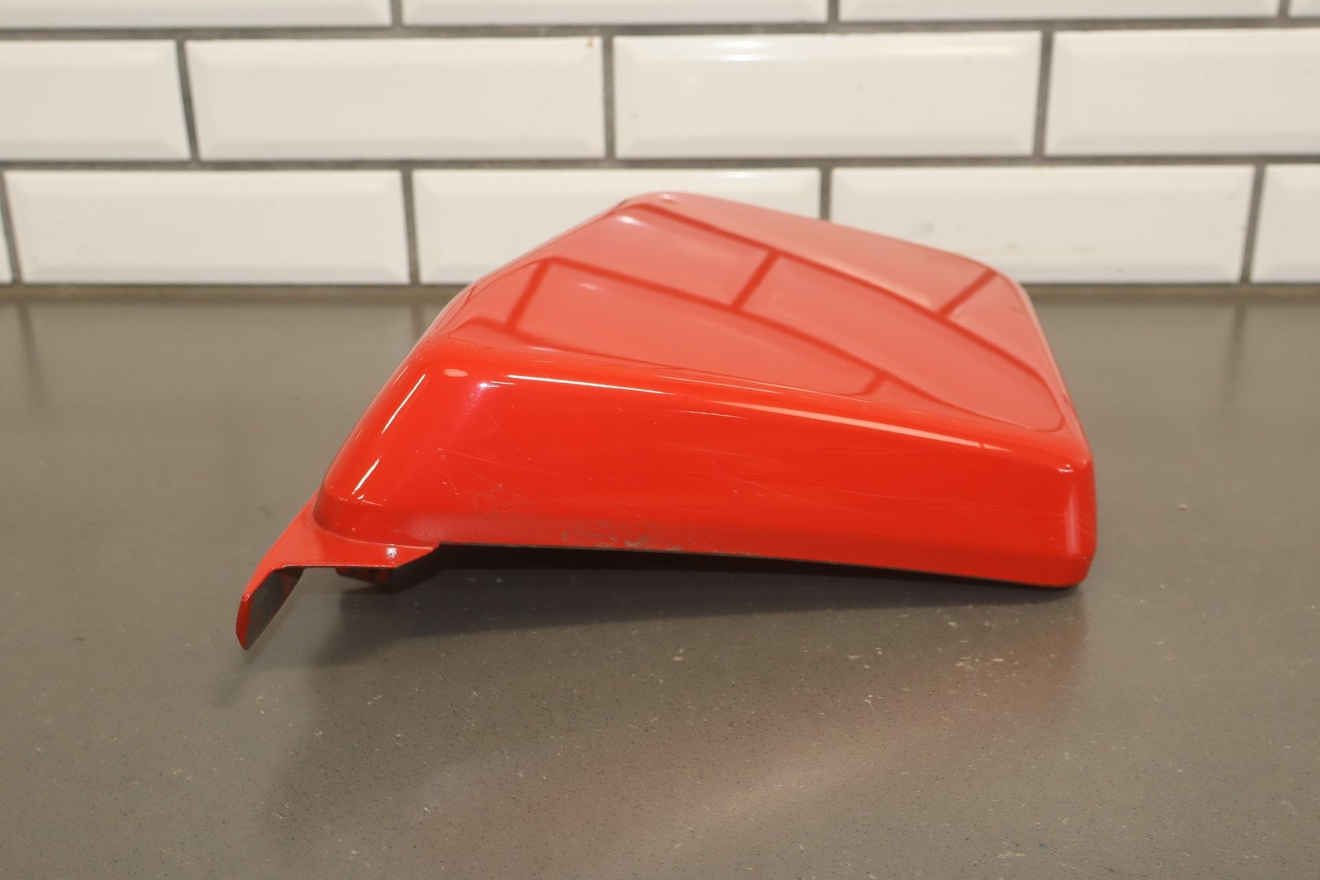 2003-2009 Hummer H2- Driver Left Cowl Vent Panel Cap