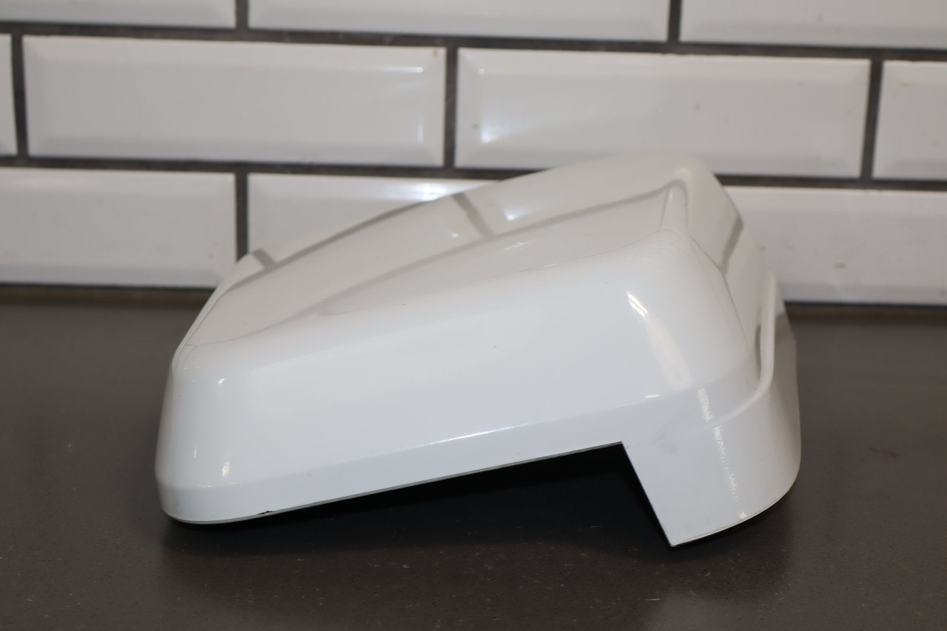 2003-2009 Hummer H2- Driver Left Cowl Vent Panel Cap Olympic White 50
