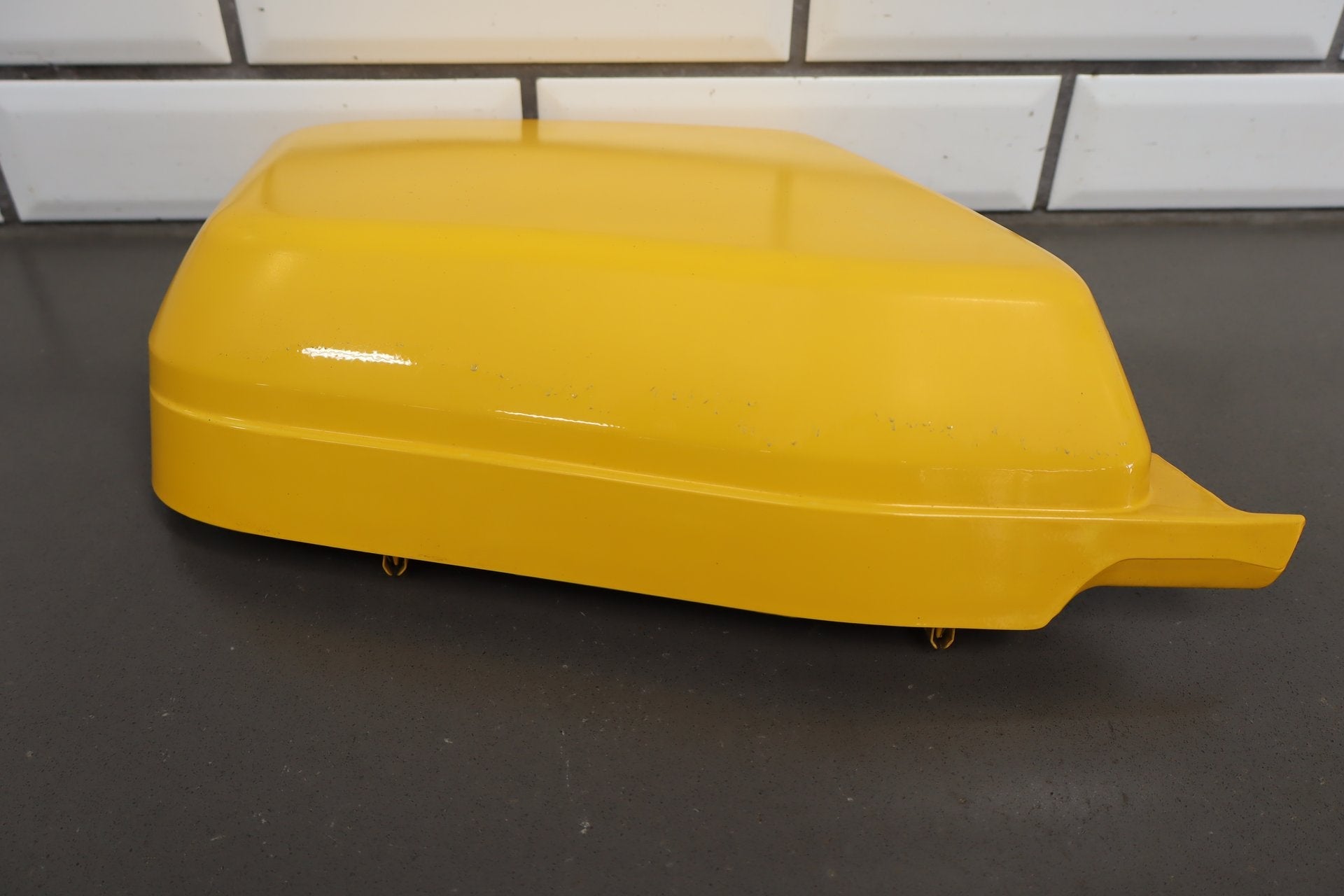 2003-2009 Hummer H2- Driver Left Cowl Vent Panel Cap Yellow 41