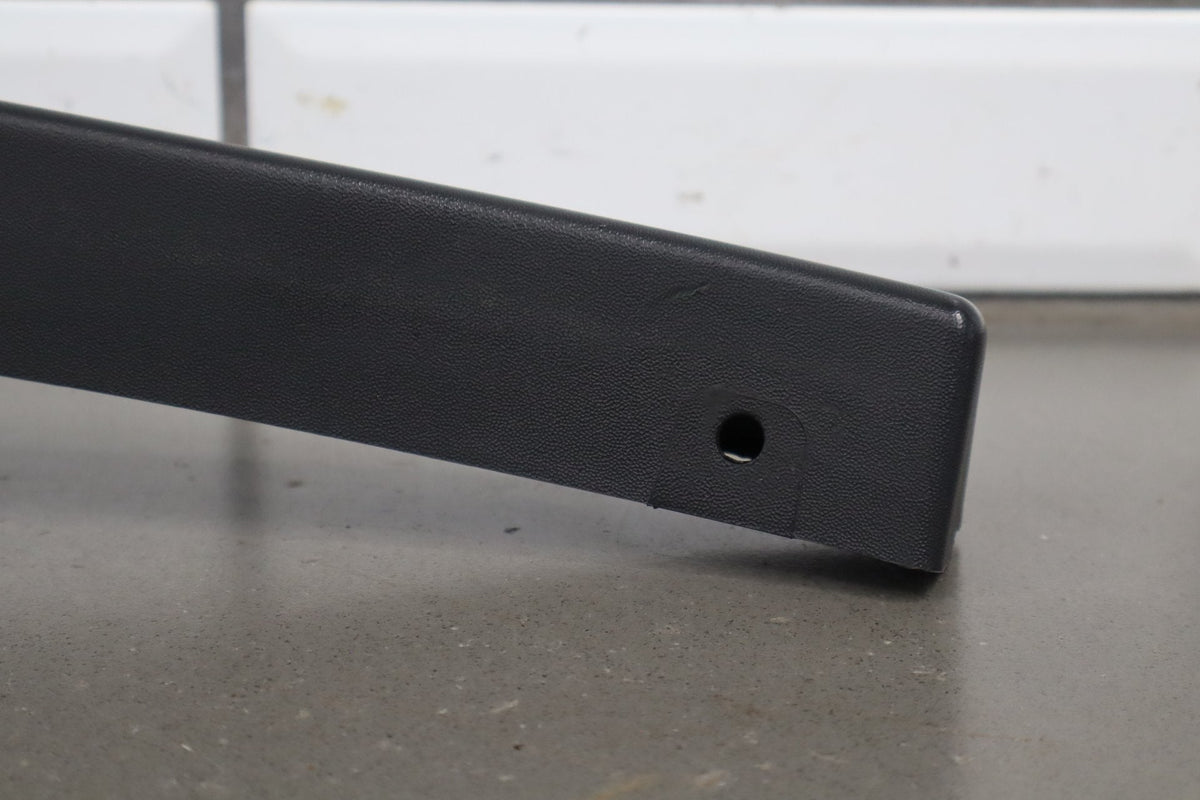 2003-2009 Hummer H2- Driver Left Textured Fender Molding 15132309