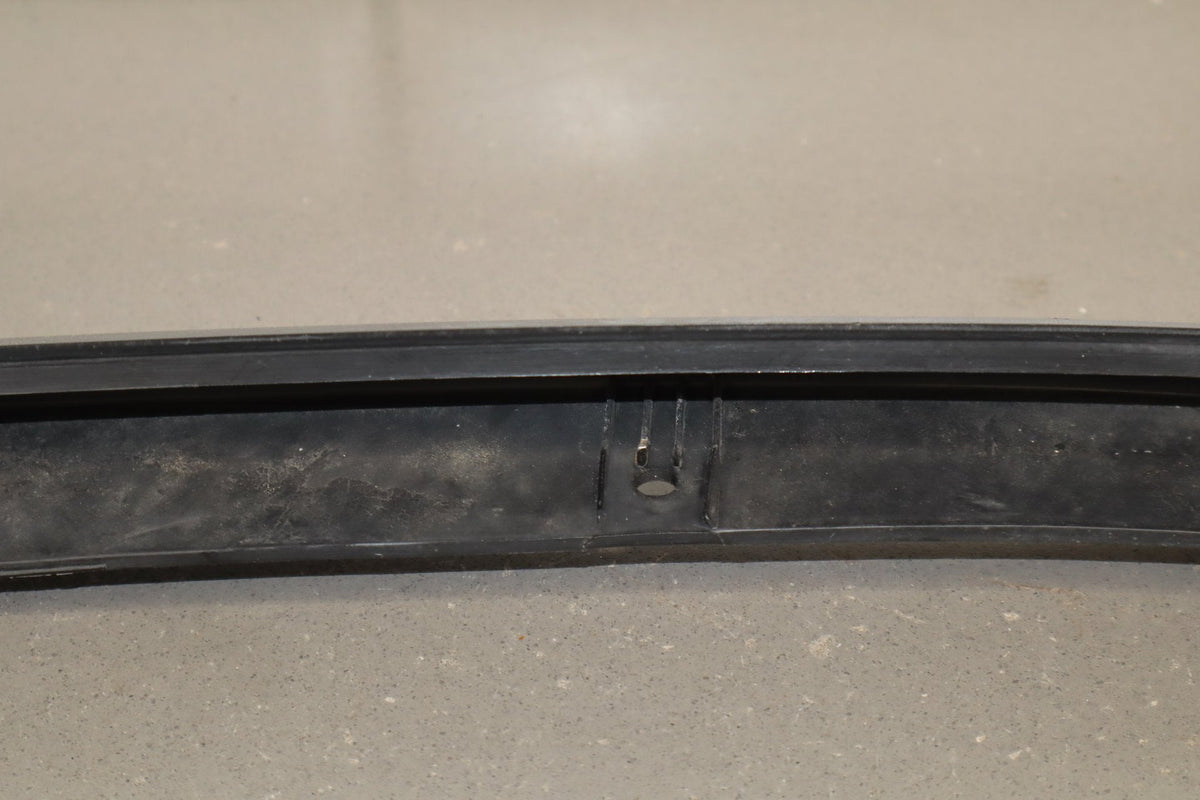 2003-2009 Hummer H2- Driver Left Textured Fender Molding 15132309