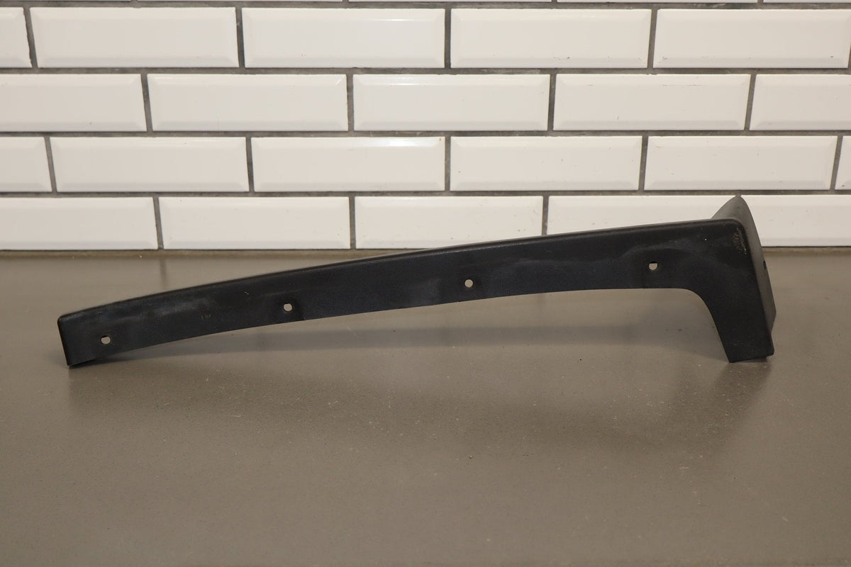 2003-2009 Hummer H2- Driver Left Textured Fender Molding 15132309