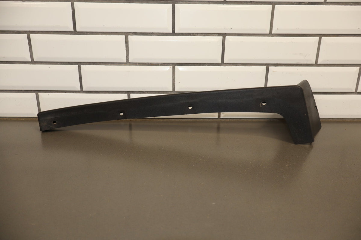 2003-2009 Hummer H2- Driver Left Textured Fender Molding 15132309