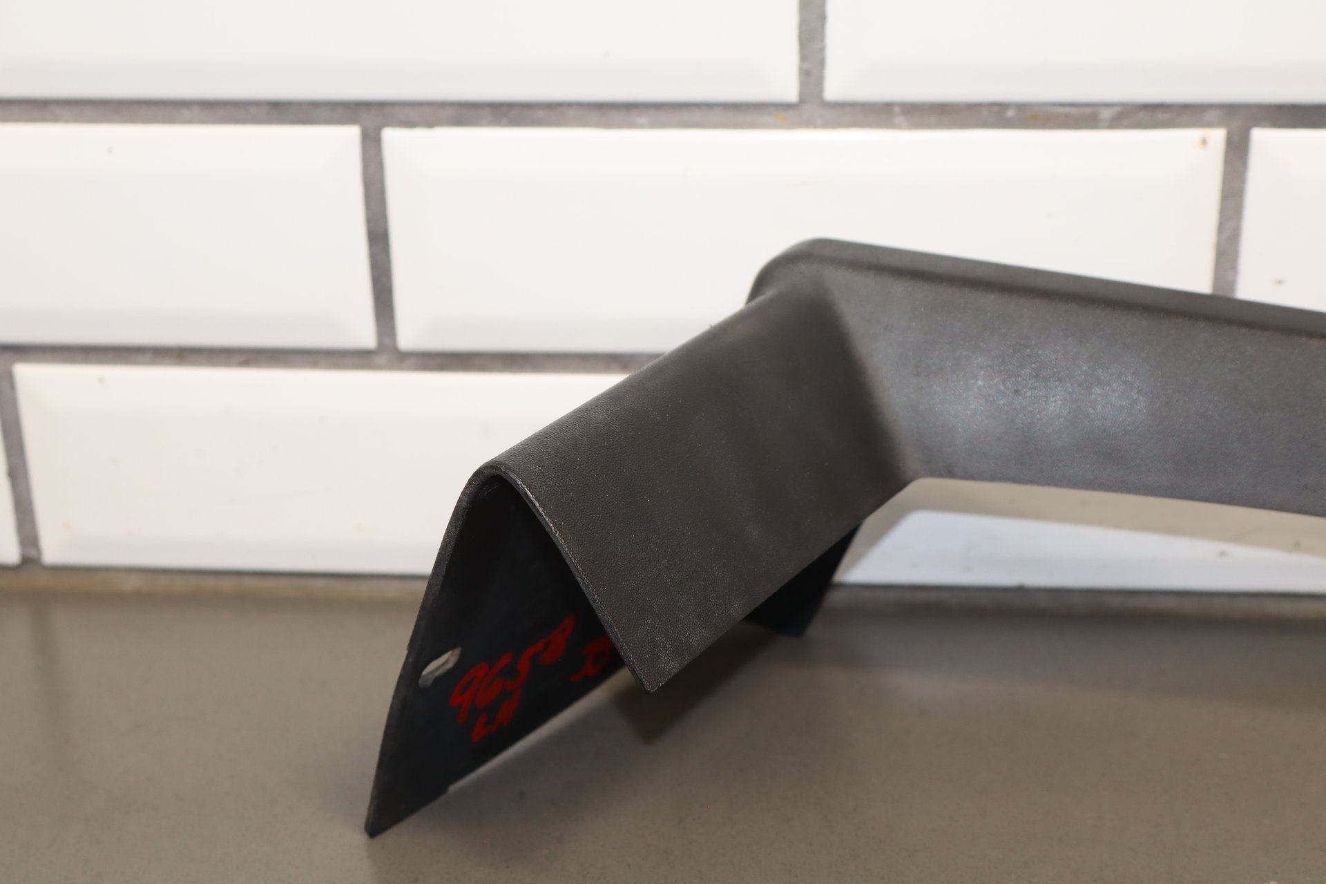 2003-2009 Hummer H2- Driver Left Textured Fender Molding 15132309