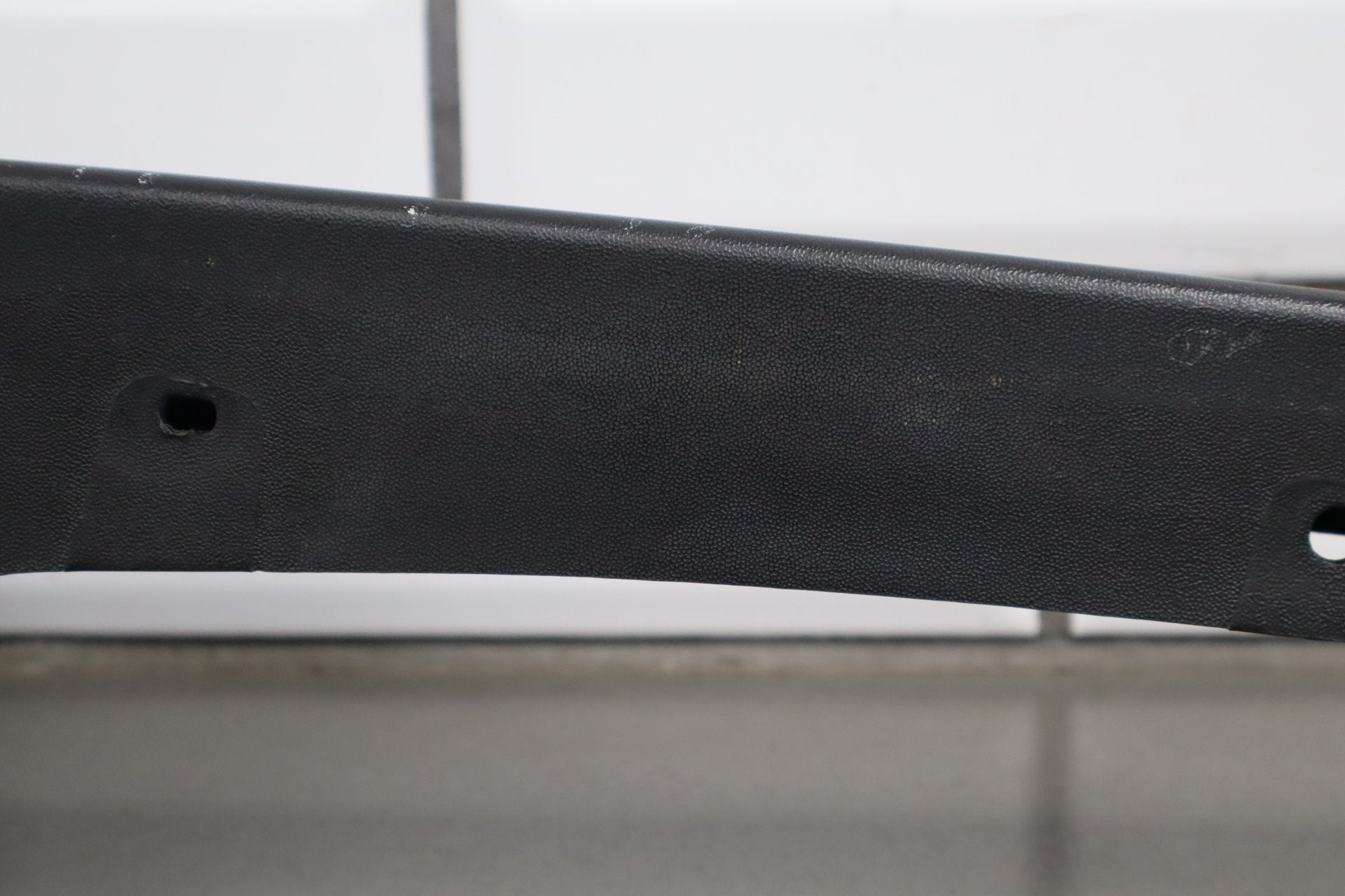 2003-2009 Hummer H2- Driver Left Textured Fender Molding 15132309