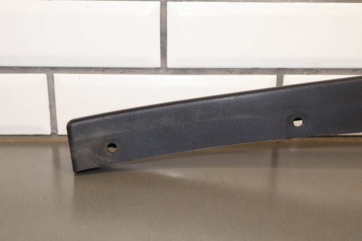 2003-2009 Hummer H2- Driver Left Textured Fender Molding 15132309
