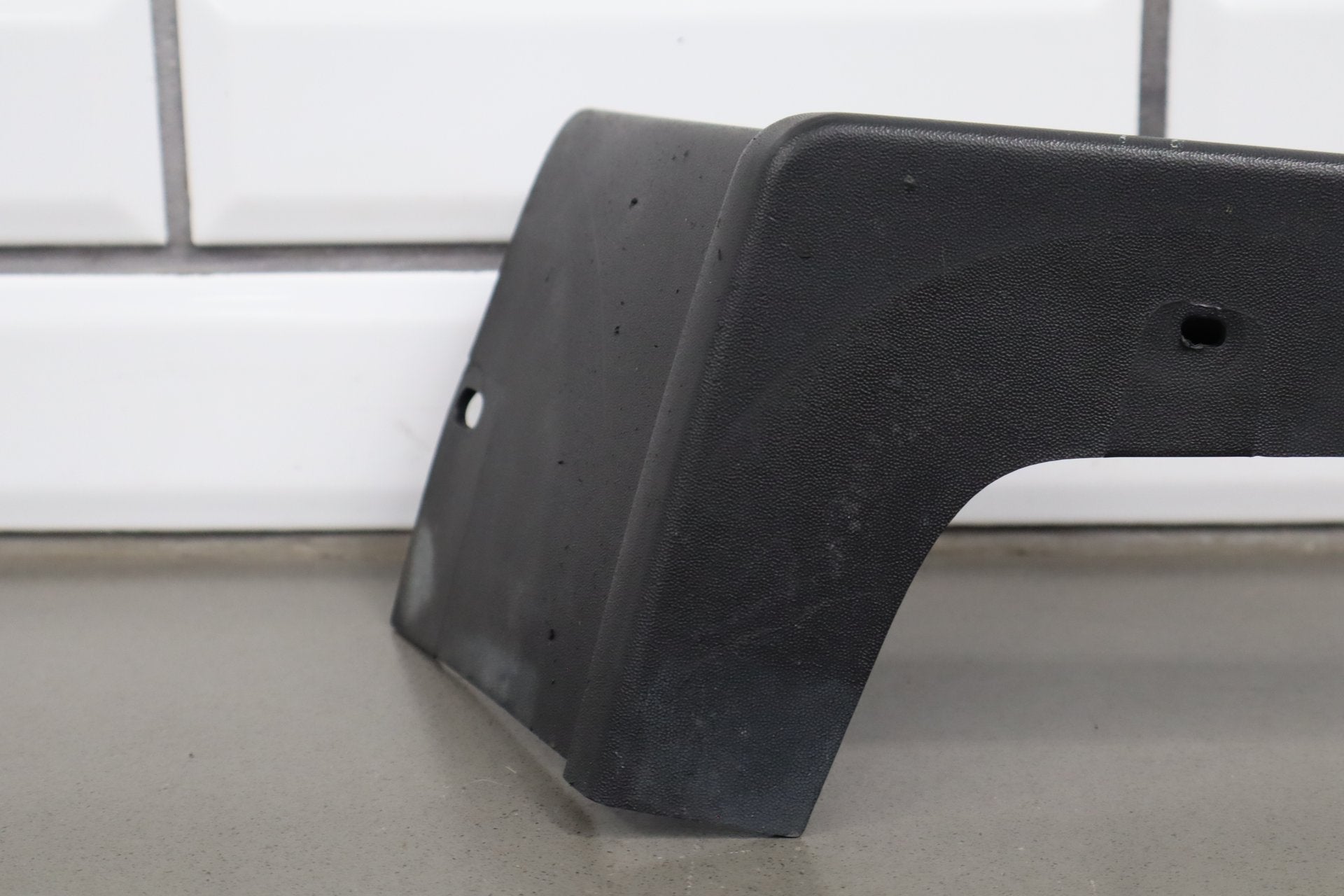 2003-2009 Hummer H2- Driver Left Textured Fender Molding 15132309