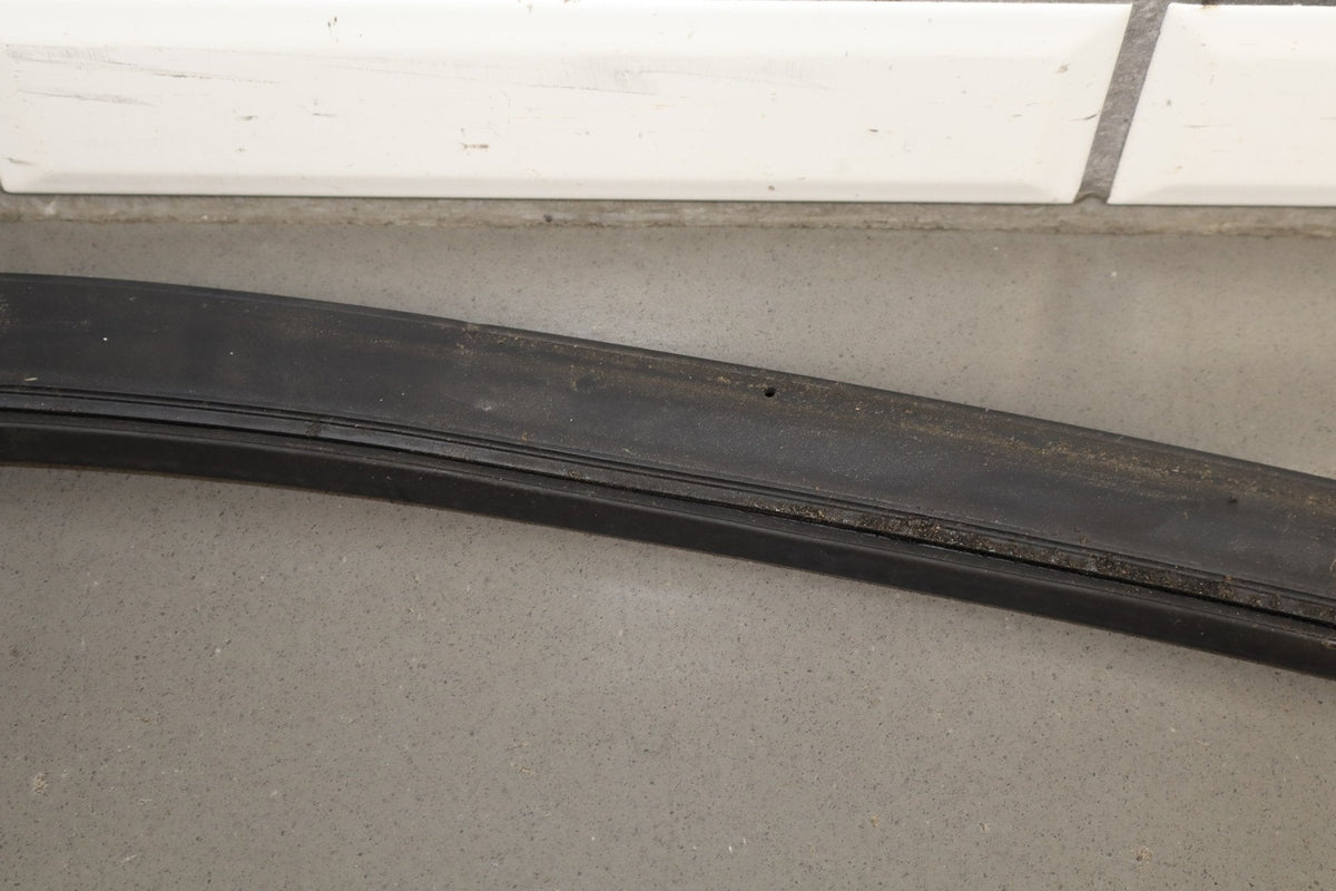2003-2009 Hummer H2-Driver Quarter Panel to Door Seal Misc 1