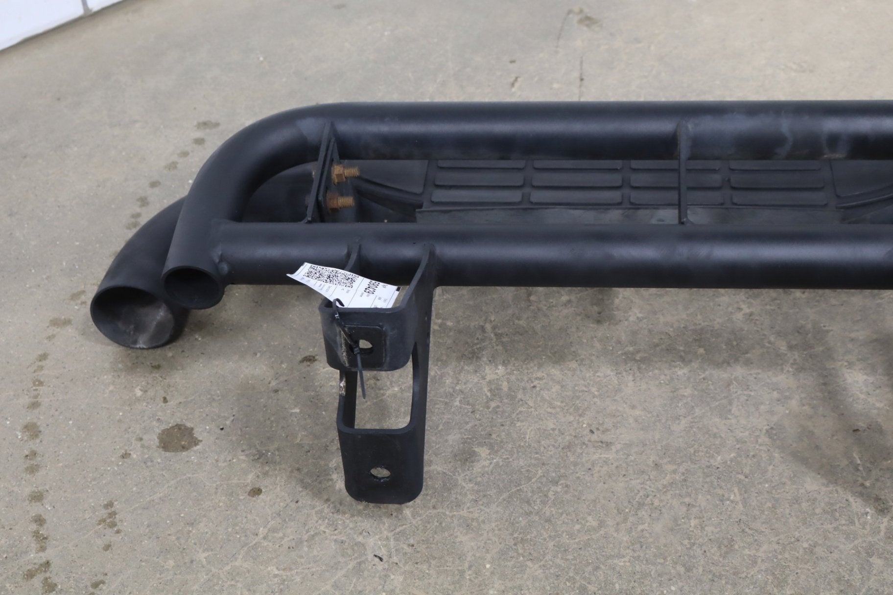 2003-2009 Hummer H2 Driver Rock Rail Running Board- OEM 15172444
