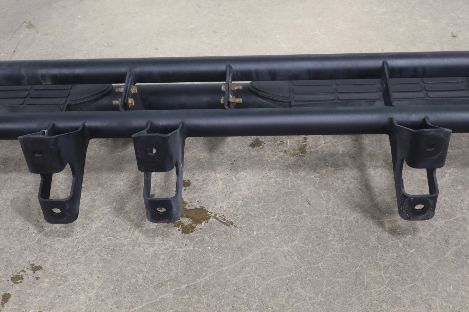 2003-2009 Hummer H2 Driver Rock Rail Running Board- OEM 15172444