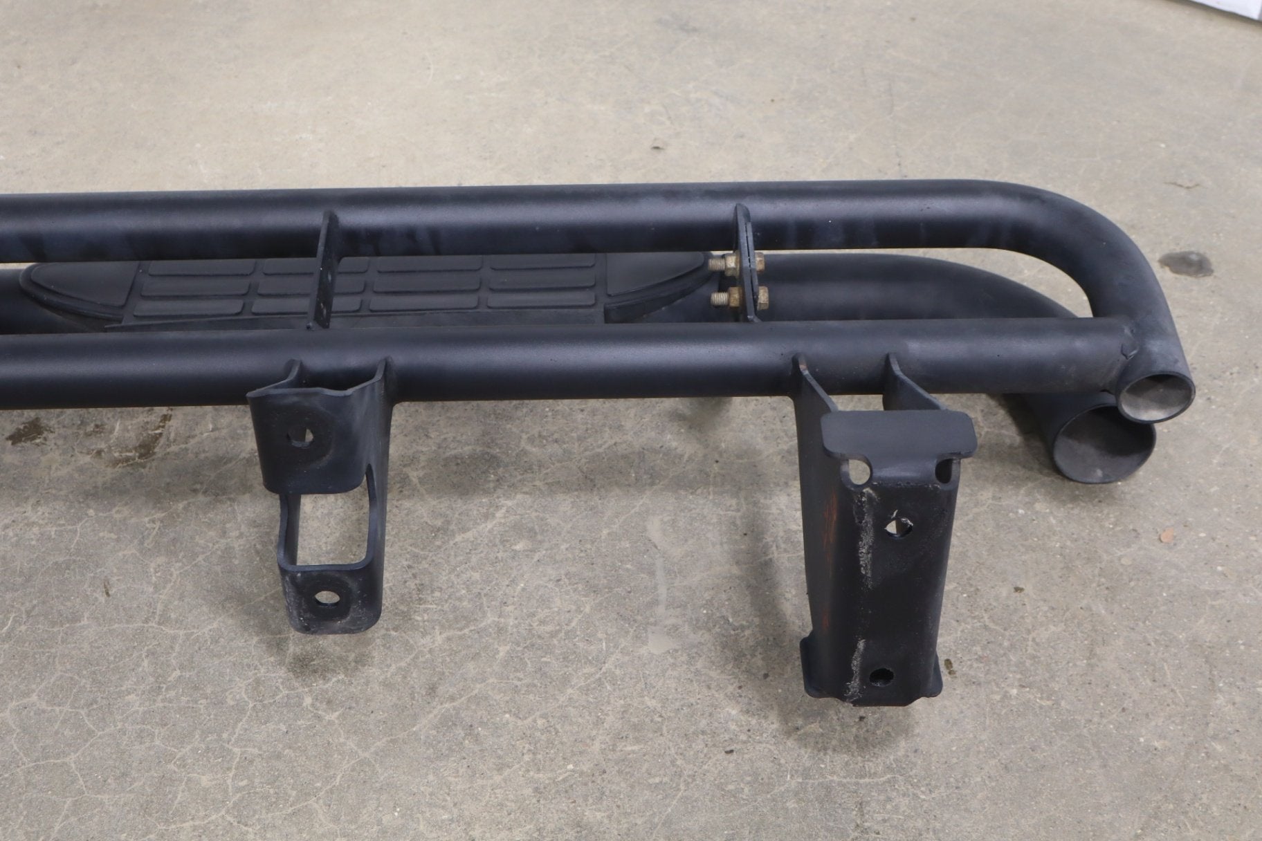 2003-2009 Hummer H2 Driver Rock Rail Running Board- OEM 15172444