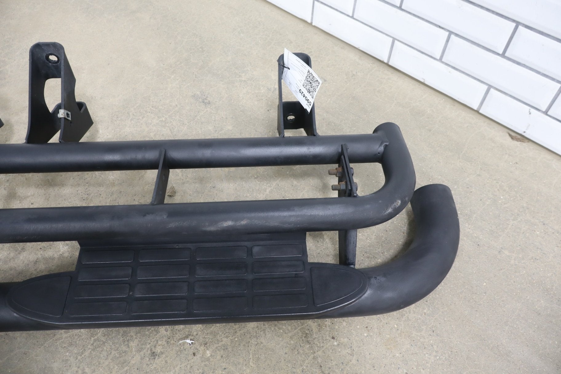 2003-2009 Hummer H2 Driver Rock Rail Running Board- OEM 15172444