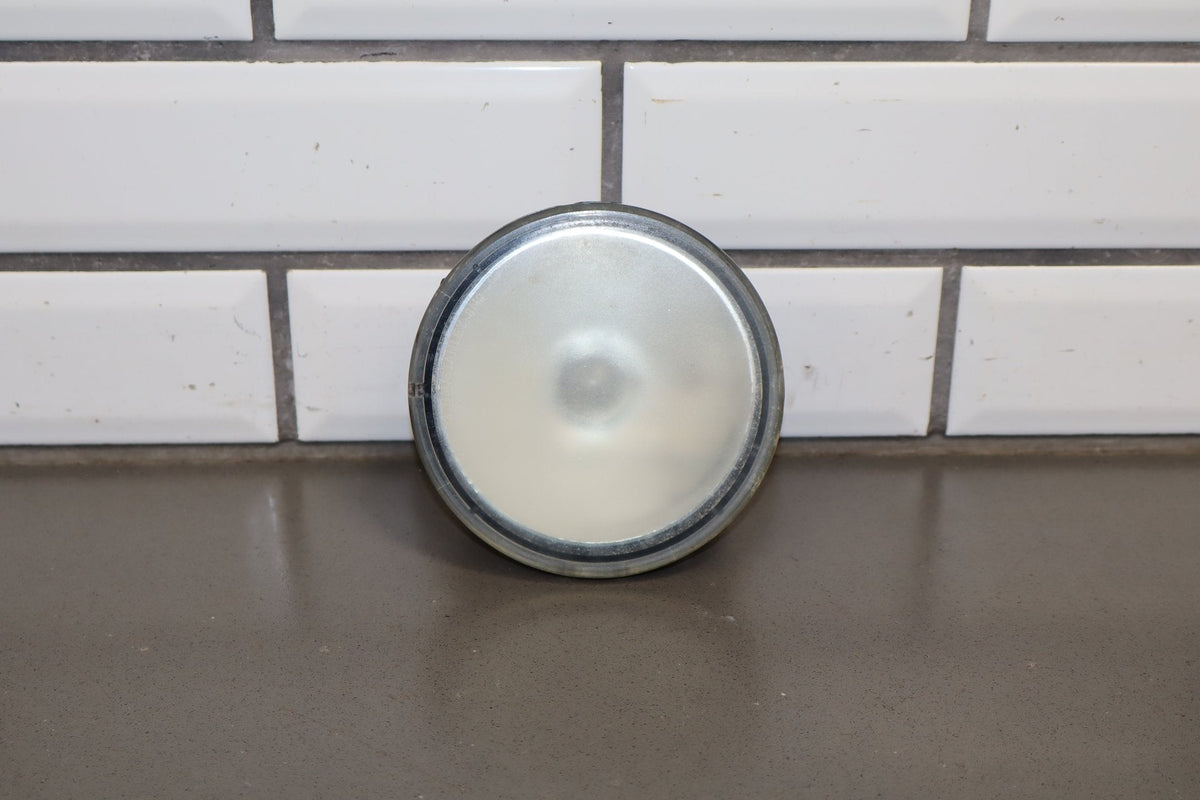 2003-2009 Hummer H2 Fog Lamp- Fits Left or Right 15258697