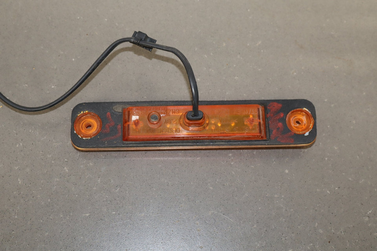 2003-2009 Hummer H2 Front Amber LED Side Marker Light/Lamp Fits Right or Left