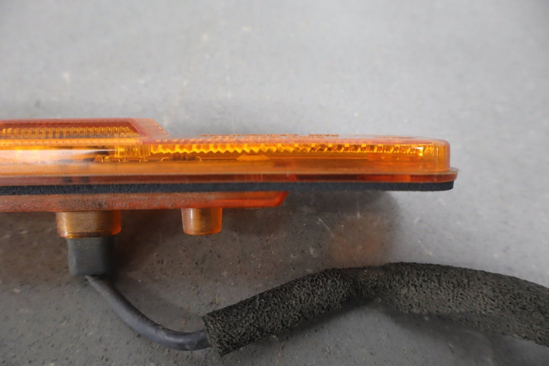2003 - 2009 Hummer H2 Front Amber LED Side Marker Light/Lamp Fits Right or Left