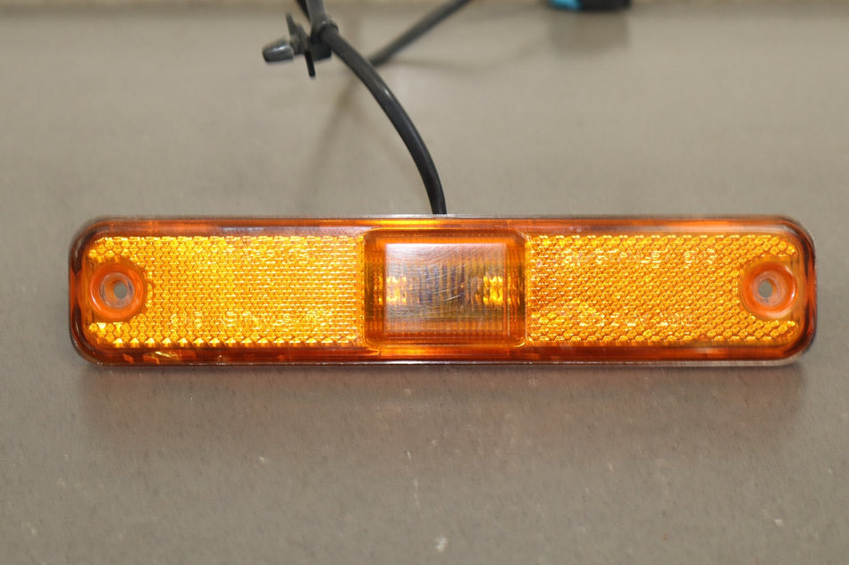 2003-2009 Hummer H2 Front Amber LED Side Marker Light/Lamp Fits Right or Left