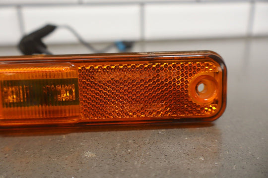2003 - 2009 Hummer H2 Front Amber LED Side Marker Light/Lamp Fits Right or Left