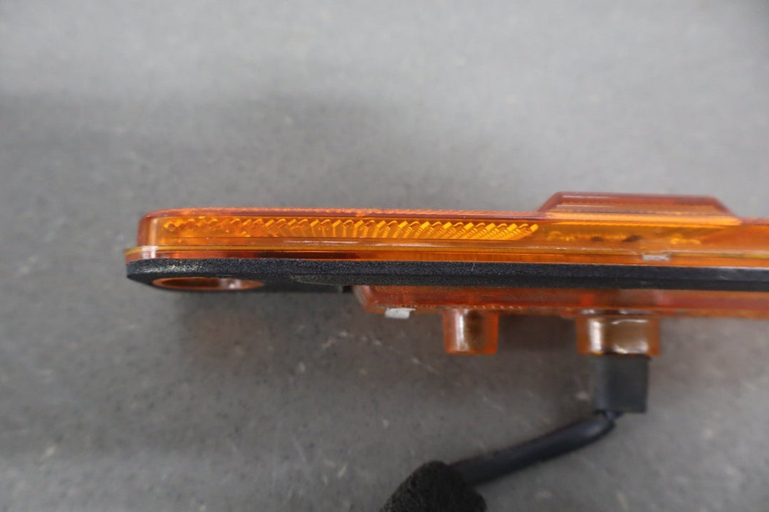 2003 - 2009 Hummer H2 Front Amber LED Side Marker Light/Lamp Fits Right or Left
