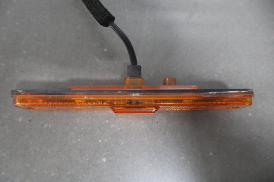 2003 - 2009 Hummer H2 Front Amber LED Side Marker Light/Lamp Fits Right or Left