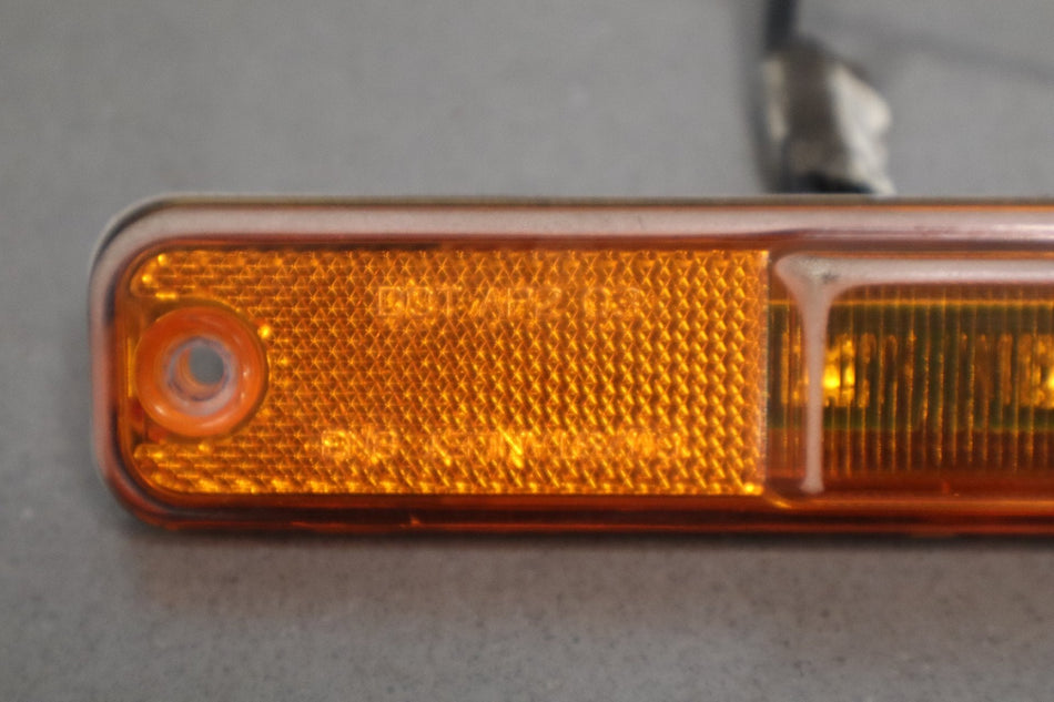 2003-2009 Hummer H2 Front Amber LED Side Marker Light/Lamp Fits Right or Left