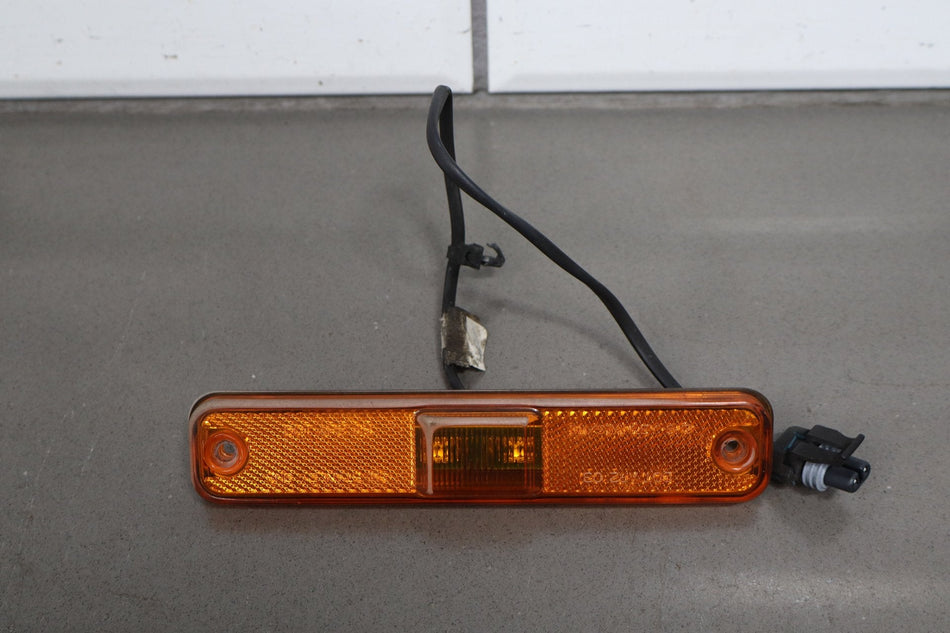 2003-2009 Hummer H2 Front Amber LED Side Marker Light/Lamp Fits Right or Left