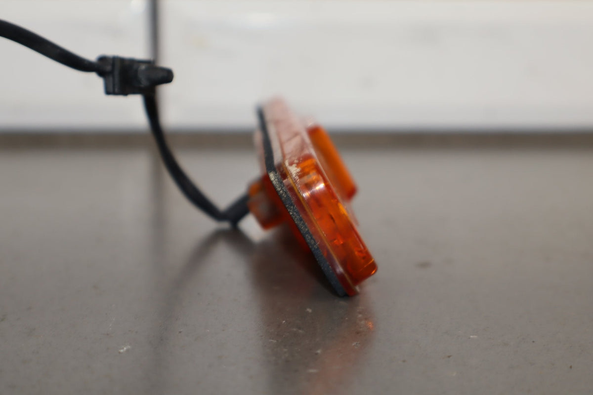 2003-2009 Hummer H2 Front Amber LED Side Marker Light/Lamp Fits Right or Left