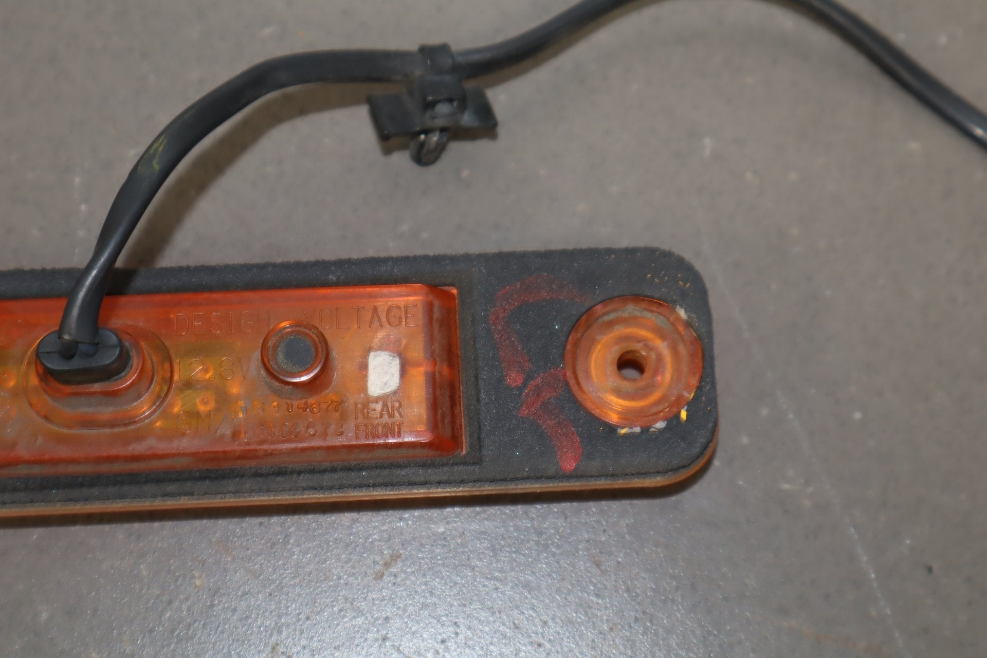 2003-2009 Hummer H2 Front Amber LED Side Marker Light/Lamp Fits Right or Left