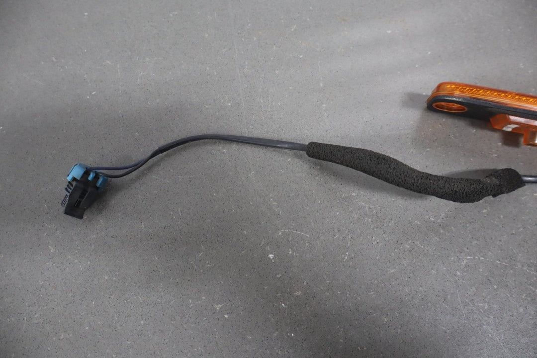 2003 - 2009 Hummer H2 Front Amber LED Side Marker Light/Lamp Fits Right or Left