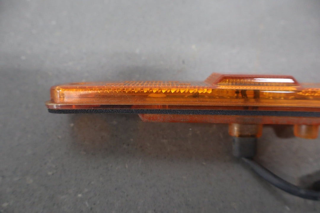 2003 - 2009 Hummer H2 Front Amber LED Side Marker Light/Lamp Fits Right or Left