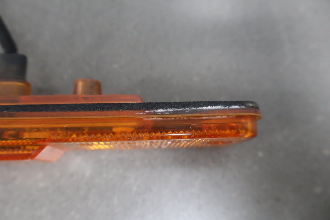 2003 - 2009 Hummer H2 Front Amber LED Side Marker Light/Lamp Fits Right or Left