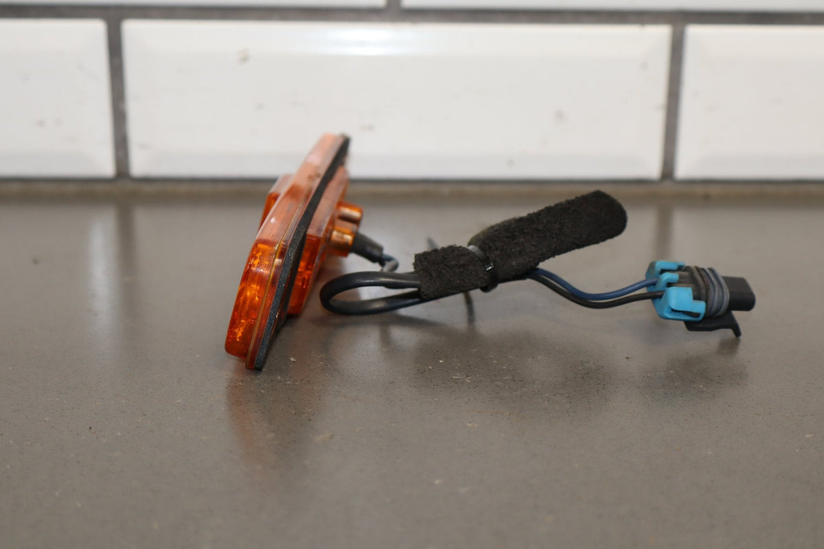 2003-2009 Hummer H2 Front Amber LED Side Marker Light/Lamp Fits Right or Left